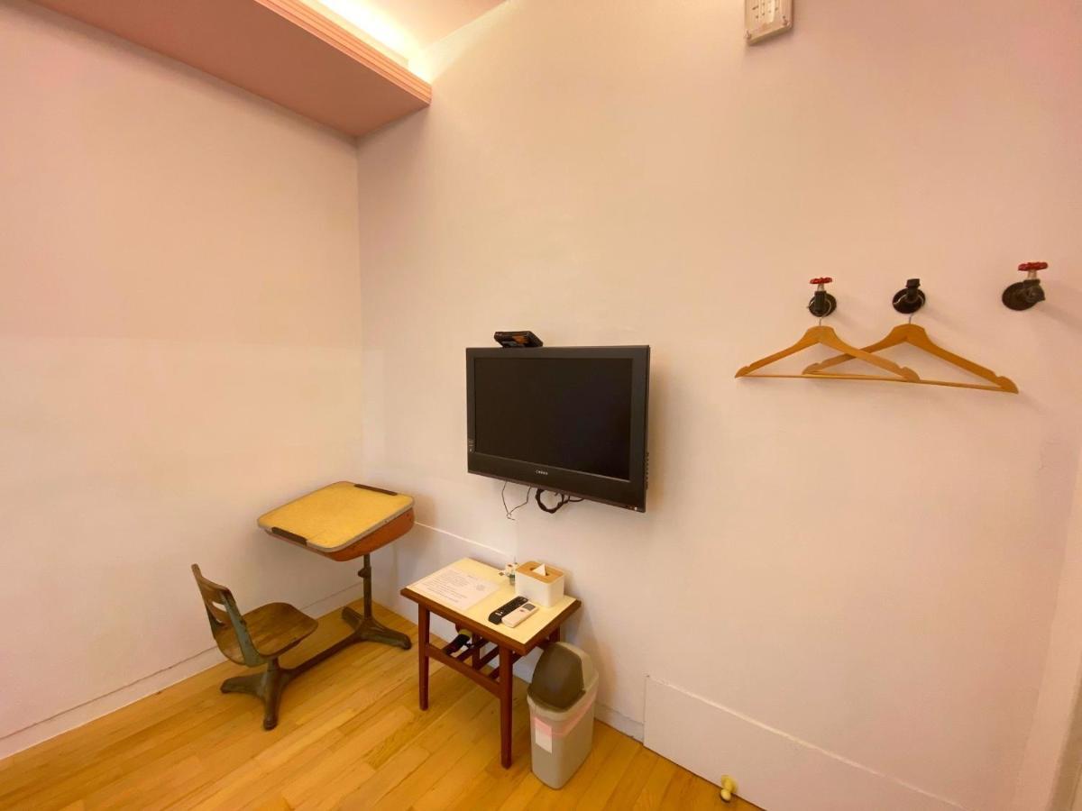 Tainan Macarthur Homestay Екстериор снимка