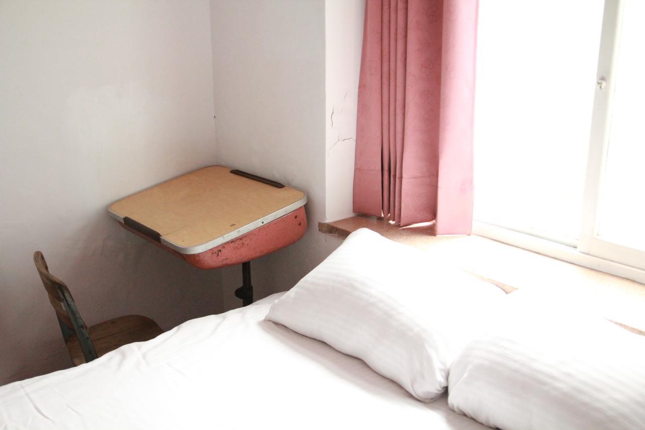 Tainan Macarthur Homestay Екстериор снимка
