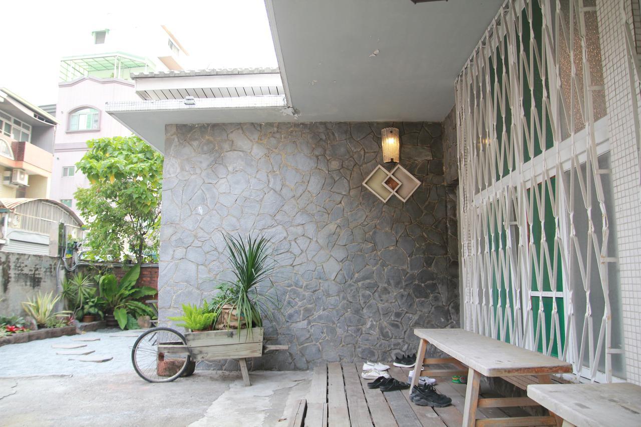 Tainan Macarthur Homestay Екстериор снимка