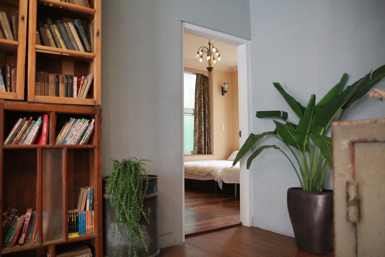 Tainan Macarthur Homestay Екстериор снимка